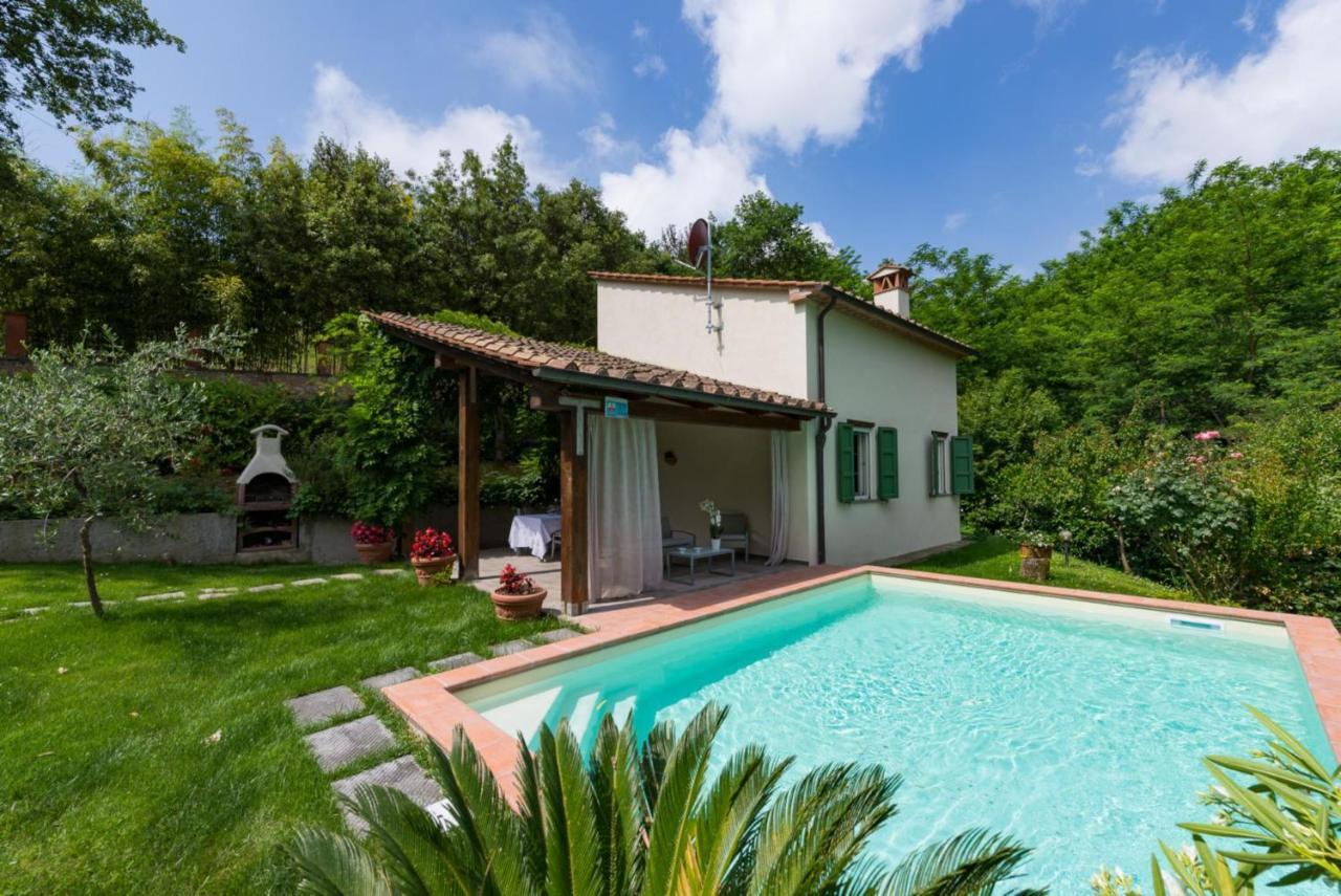 Villa Con Piscina Esclusiva Nel Verde Lucca Buitenkant foto